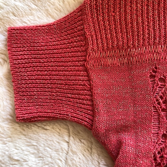 Cropped Sweater - Picture 4 of 7